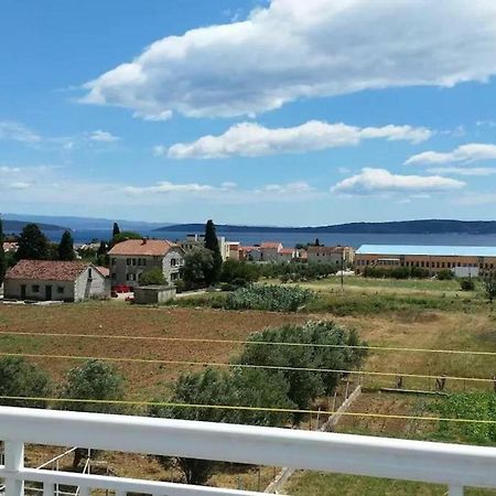 Cozy Apartment With Sea View Kaštela Exterior foto